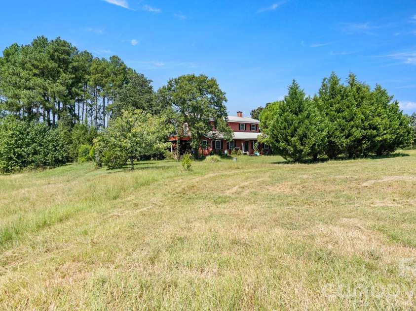 318 McFarlan Road, Morven, NC 28119.  MLS# CAR4427388, YatesRealty ID 53142. 