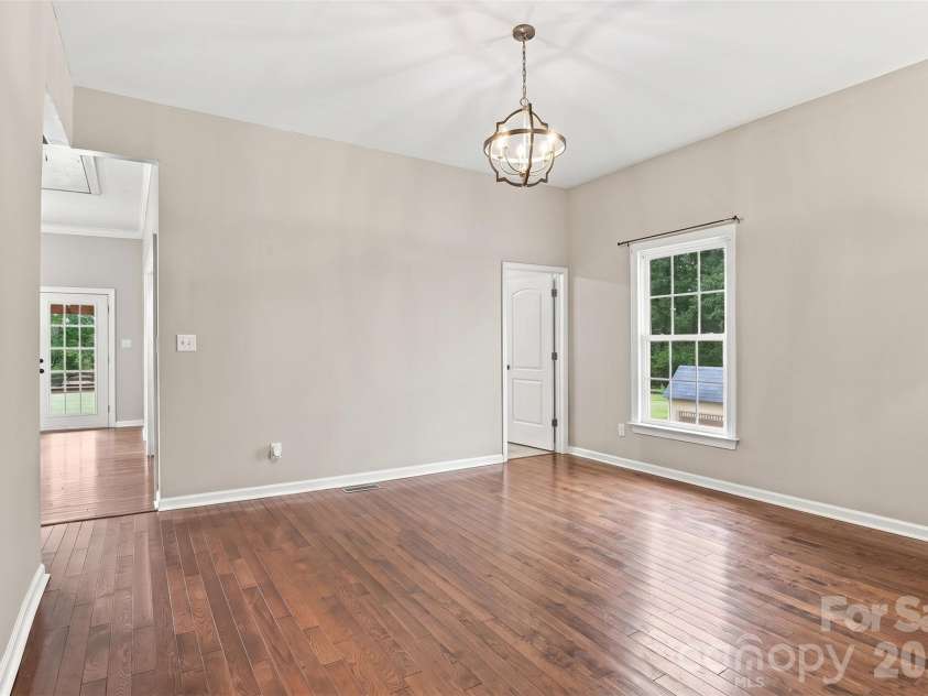360 Oak Drive, McConnells, SC 29726.  MLS# CAR4420935, YatesRealty ID 53143. 