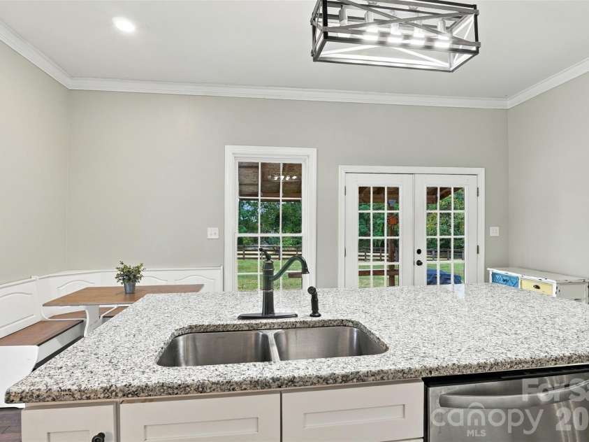 360 Oak Drive, McConnells, SC 29726.  MLS# CAR4420935, YatesRealty ID 53143. 