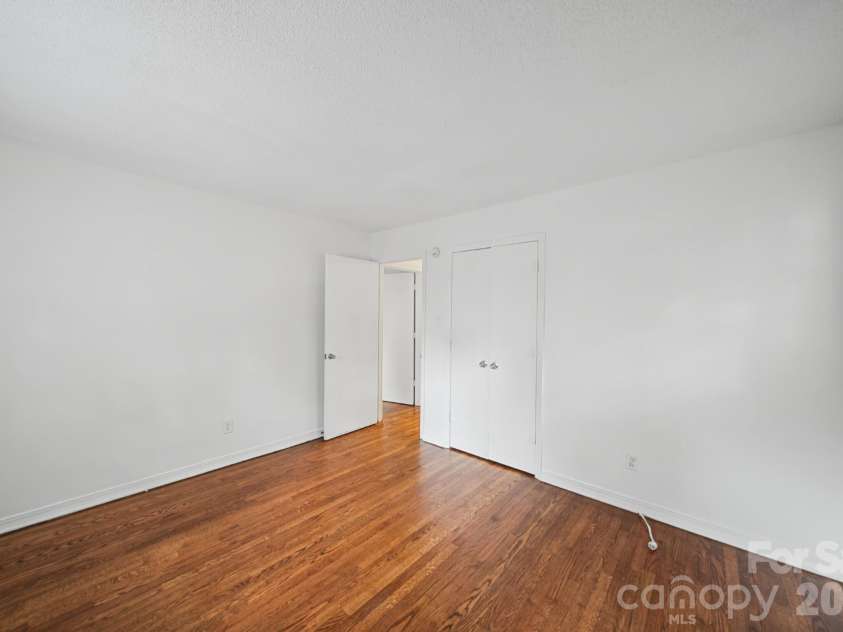 1435 Green Circle Drive, Gastonia, NC 28054.  MLS# CAR4426113, YatesRealty ID 53144. 