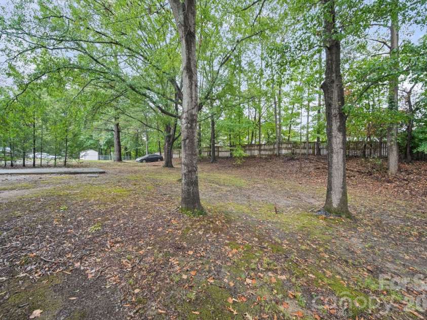 1435 Green Circle Drive, Gastonia, NC 28054.  MLS# CAR4426113, YatesRealty ID 53144. 