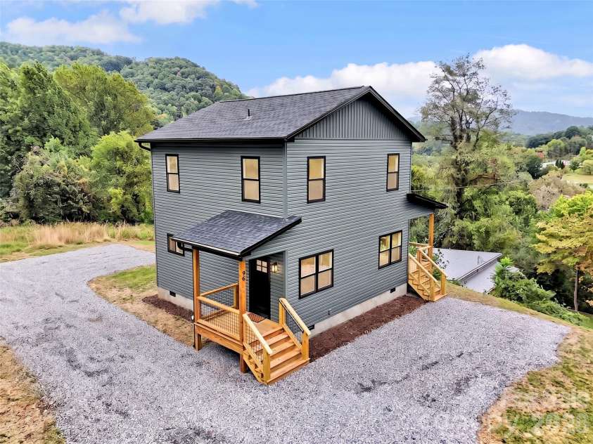 98 Mcelroy Street, Waynesville, NC 28786.  MLS# CAR4428599, YatesRealty ID 53145. 