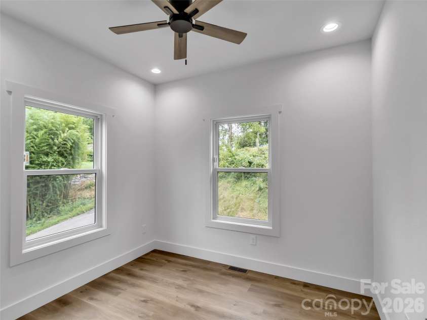 98 Mcelroy Street, Waynesville, NC 28786.  MLS# CAR4428599, YatesRealty ID 53145. 