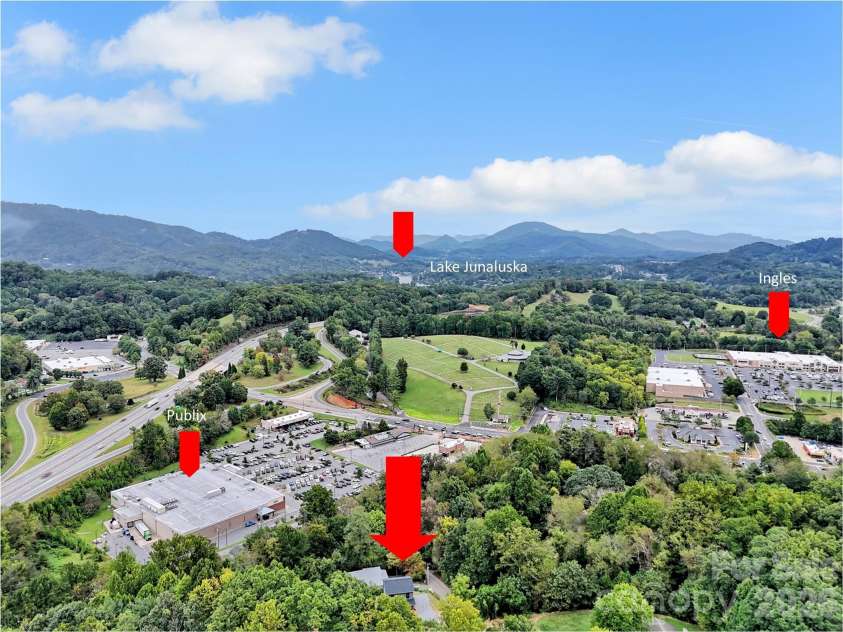 98 Mcelroy Street, Waynesville, NC 28786.  MLS# CAR4428599, YatesRealty ID 53145. 