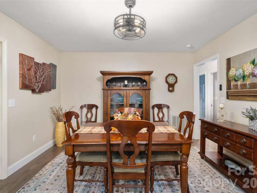 13 Foxhorn Court, Hendersonville, NC 28791.  MLS# CAR4427792, YatesRealty ID 53149. 