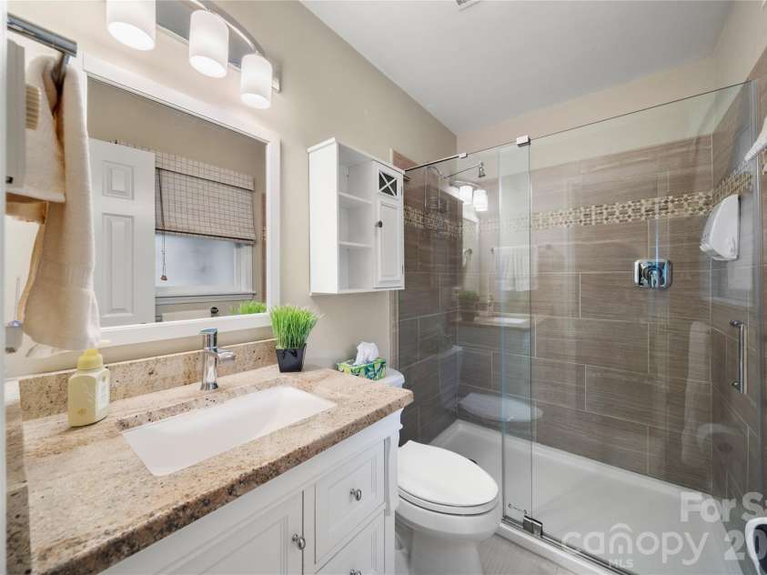 13 Foxhorn Court, Hendersonville, NC 28791.  MLS# CAR4427792, YatesRealty ID 53149. 