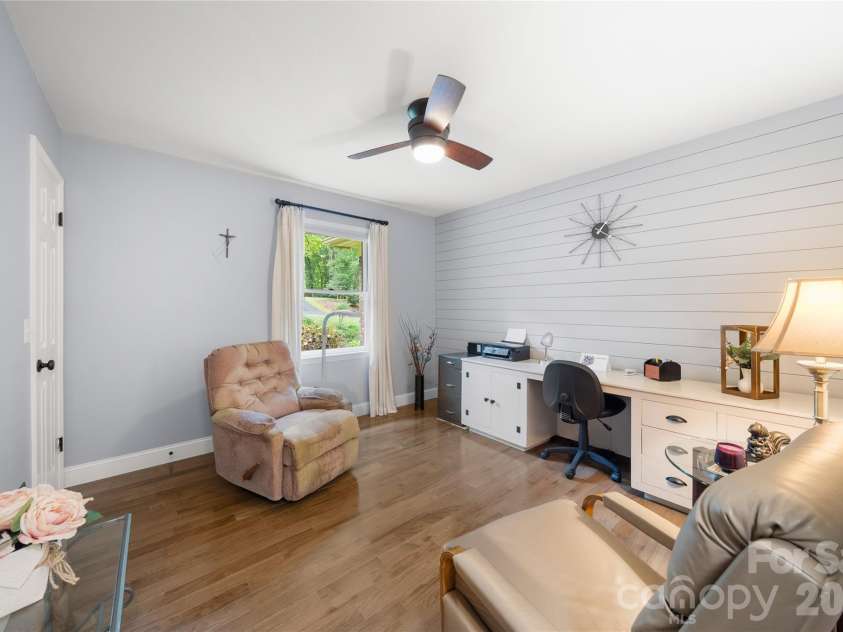 13 Foxhorn Court, Hendersonville, NC 28791.  MLS# CAR4427792, YatesRealty ID 53149. 