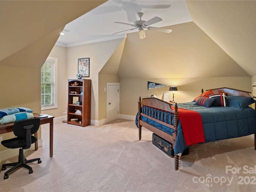 2228 Metcalf Drive, Sherrills Ford, NC 28673.  MLS# CAR4241174, YatesRealty ID 5315. 