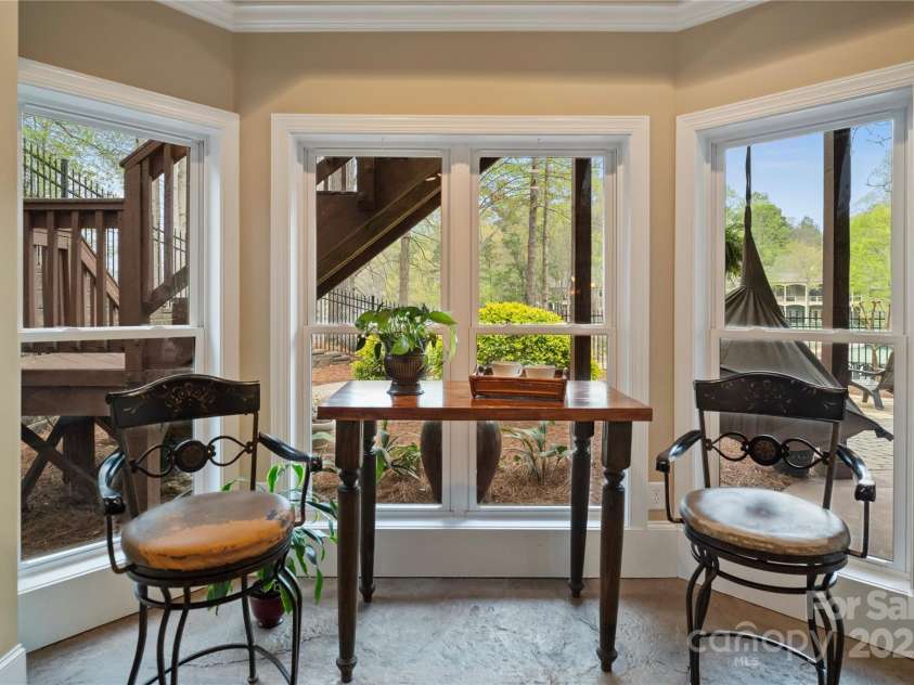 2228 Metcalf Drive, Sherrills Ford, NC 28673.  MLS# CAR4241174, YatesRealty ID 5315. 