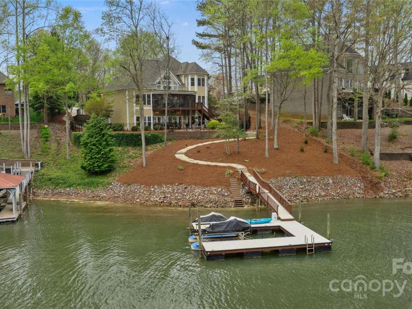 2228 Metcalf Drive, Sherrills Ford, NC 28673.  MLS# CAR4241174, YatesRealty ID 5315. Deep water dock.