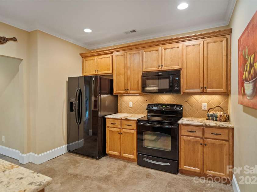 2228 Metcalf Drive, Sherrills Ford, NC 28673.  MLS# CAR4241174, YatesRealty ID 5315. Secondary Kitchen