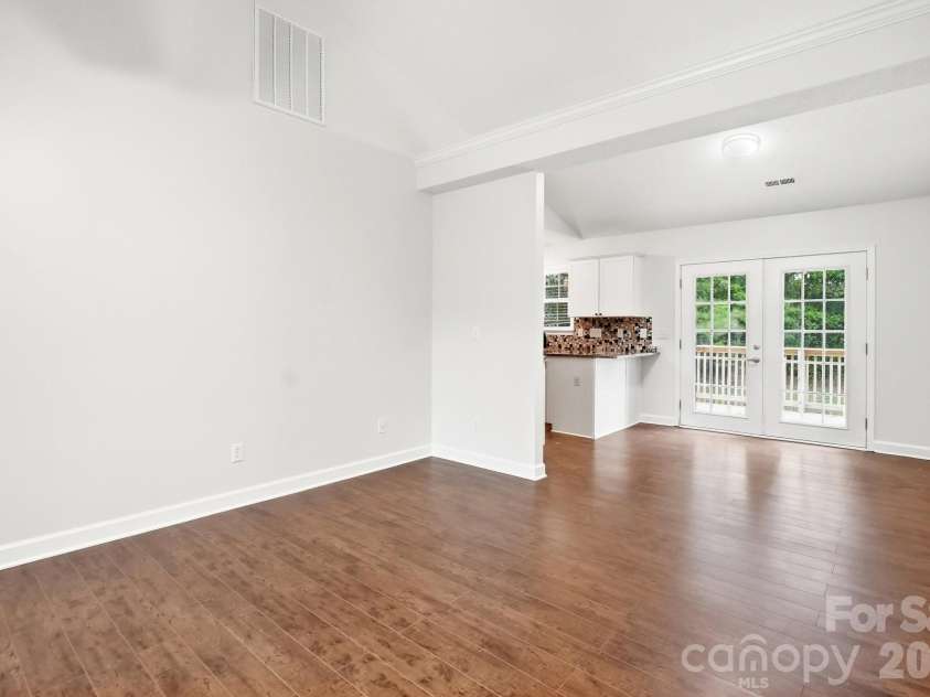 5075 Drake Pond Lane, Rock Hill, SC 29732.  MLS# CAR4425046, YatesRealty ID 53150. 