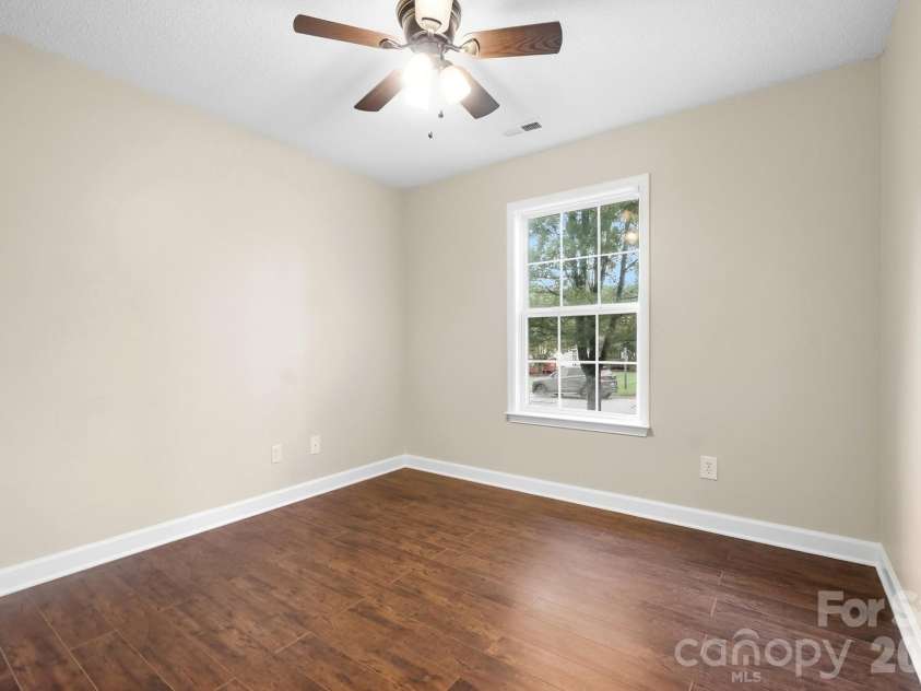 5075 Drake Pond Lane, Rock Hill, SC 29732.  MLS# CAR4425046, YatesRealty ID 53150. 