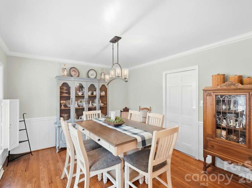 3031 Gardner Park Drive, Gastonia, NC 28054.  MLS# CAR4421714, YatesRealty ID 53151. 