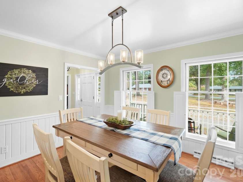 3031 Gardner Park Drive, Gastonia, NC 28054.  MLS# CAR4421714, YatesRealty ID 53151. 