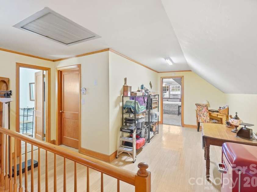 3031 Gardner Park Drive, Gastonia, NC 28054.  MLS# CAR4421714, YatesRealty ID 53151. 