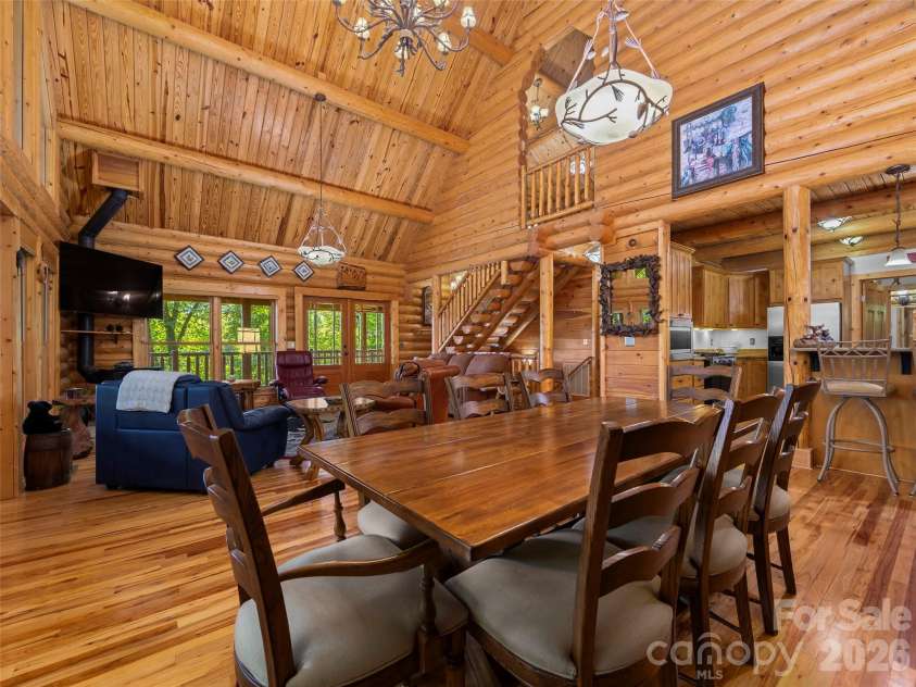 44 Kamama Trail, Maggie Valley, NC 28751.  MLS# CAR4428698, YatesRealty ID 53152. 