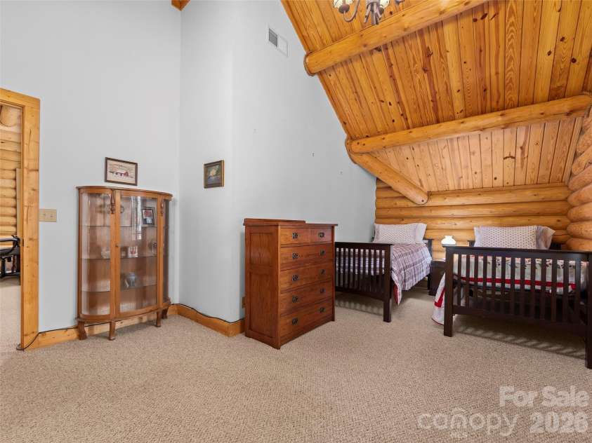 44 Kamama Trail, Maggie Valley, NC 28751.  MLS# CAR4428698, YatesRealty ID 53152. 