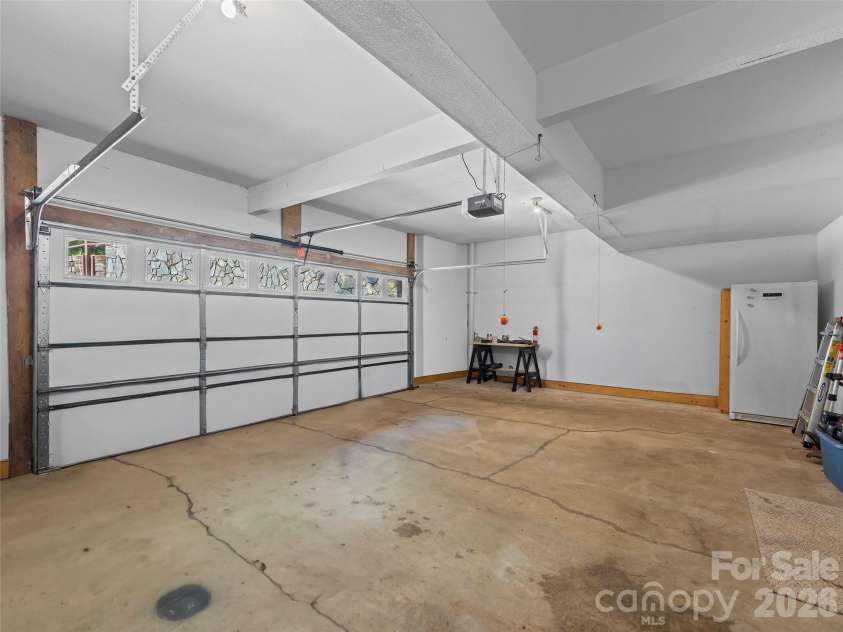 44 Kamama Trail, Maggie Valley, NC 28751.  MLS# CAR4428698, YatesRealty ID 53152. 