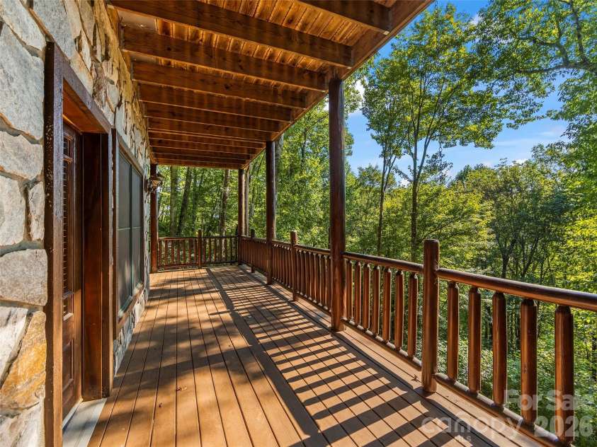 44 Kamama Trail, Maggie Valley, NC 28751.  MLS# CAR4428698, YatesRealty ID 53152. 