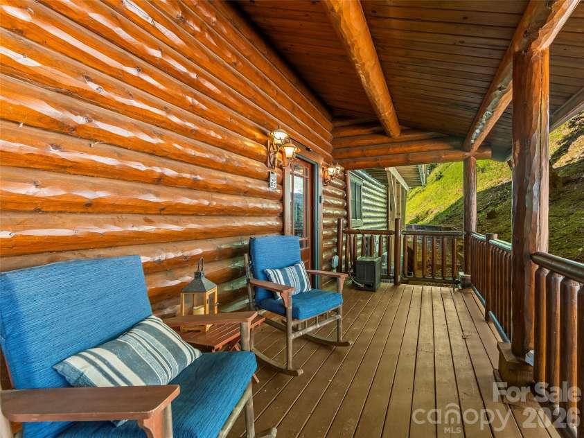 44 Kamama Trail, Maggie Valley, NC 28751.  MLS# CAR4428698, YatesRealty ID 53152. 