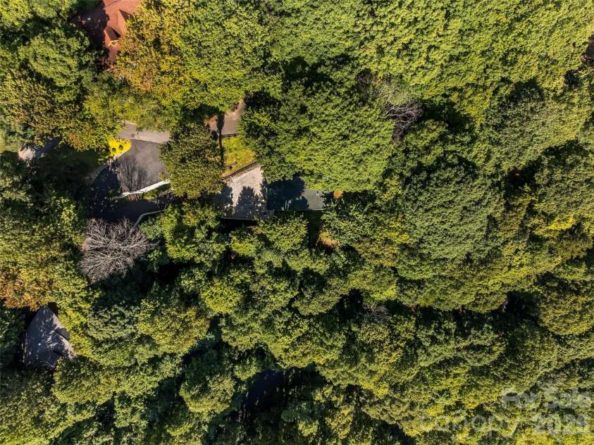 44 Kamama Trail, Maggie Valley, NC 28751.  MLS# CAR4428698, YatesRealty ID 53152. 