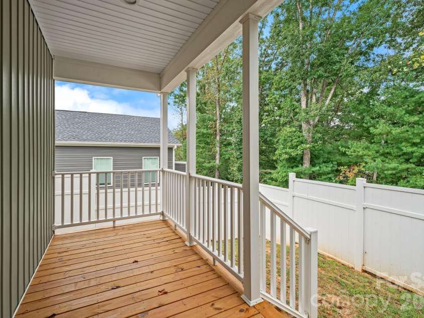131 Bellamy Road, Asheville, NC 28806.  MLS# CAR4427438, YatesRealty ID 53155. 