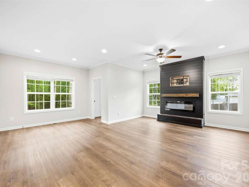 2467 Tart Road, York, SC 29745.  MLS# CAR4428595, YatesRealty ID 53157. 