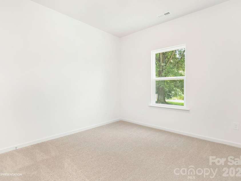 5721 Howard Street, Charlotte, NC 28269.  MLS# CAR4427133, YatesRealty ID 53159. Representation