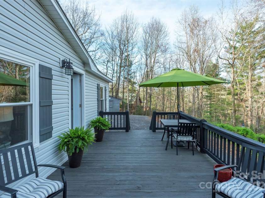 55 Whitaker Circle, Fairview, NC 28730.  MLS# CAR4243670, YatesRealty ID 5316. 