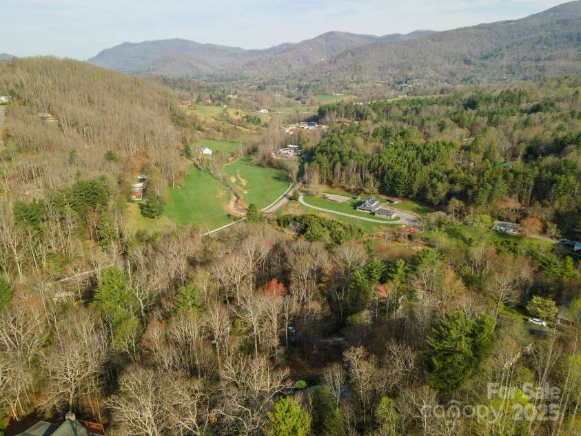 55 Whitaker Circle, Fairview, NC 28730.  MLS# CAR4243670, YatesRealty ID 5316. 