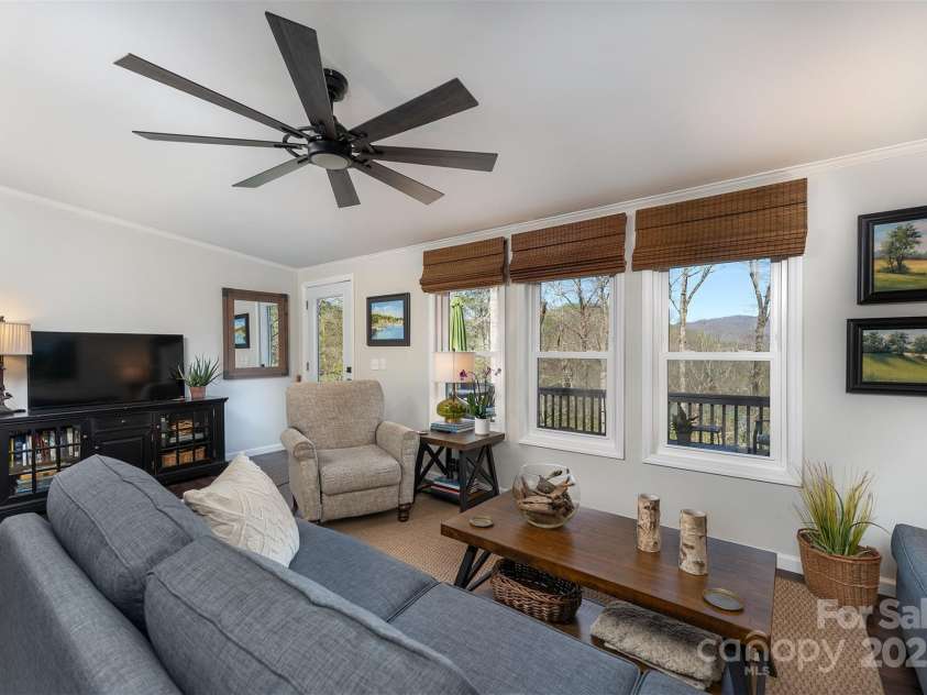 55 Whitaker Circle, Fairview, NC 28730.  MLS# CAR4243670, YatesRealty ID 5316. 