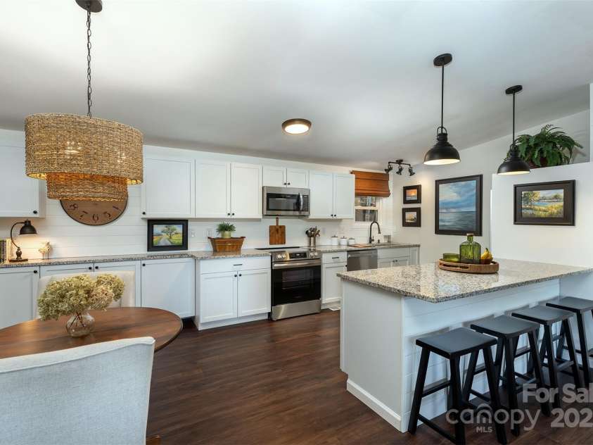 55 Whitaker Circle, Fairview, NC 28730.  MLS# CAR4243670, YatesRealty ID 5316. 