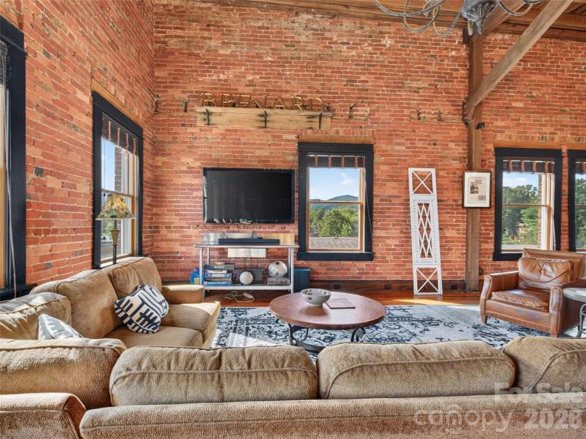 28 Main Street, Brevard, NC 28712.  MLS# CAR4422544, YatesRealty ID 53160. 