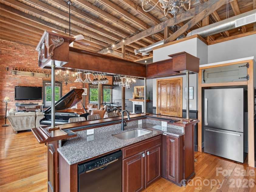 28 Main Street, Brevard, NC 28712.  MLS# CAR4422544, YatesRealty ID 53160. 