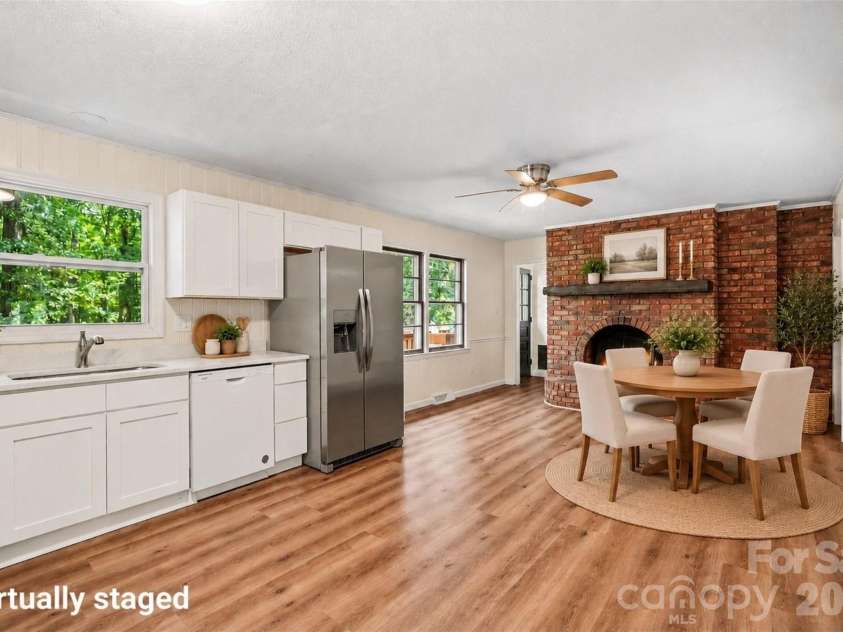 307 Florence Road, Statesville, NC 28625.  MLS# CAR4424887, YatesRealty ID 53165. 