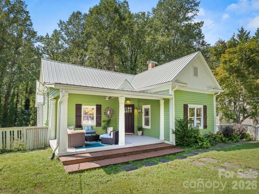541 Probart Street, Brevard, NC 28712.  MLS# CAR4427375, YatesRealty ID 53167. 
