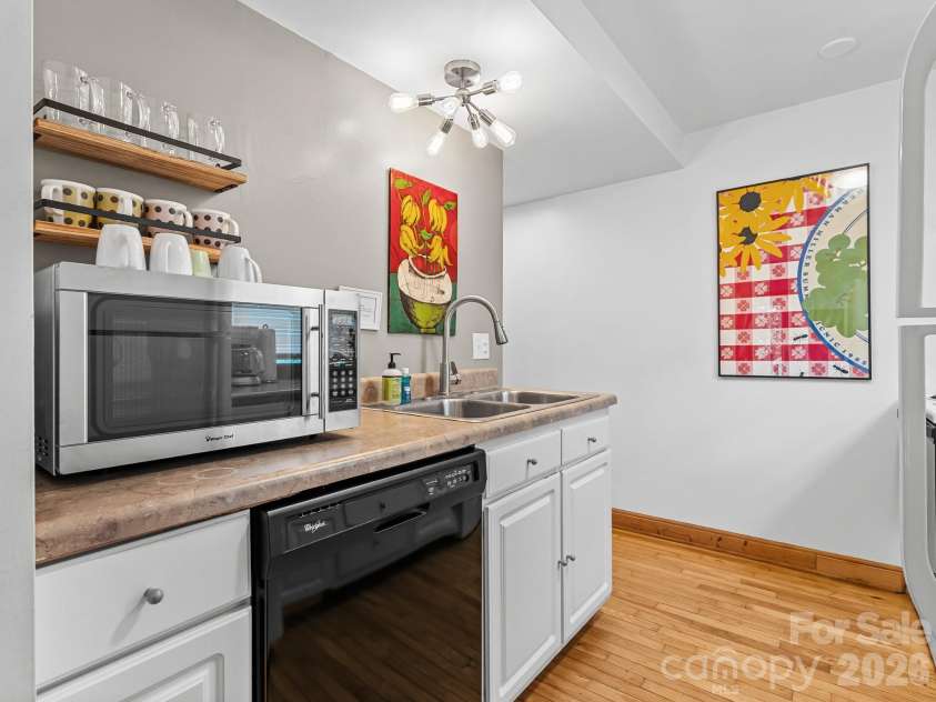 541 Probart Street, Brevard, NC 28712.  MLS# CAR4427375, YatesRealty ID 53167. 