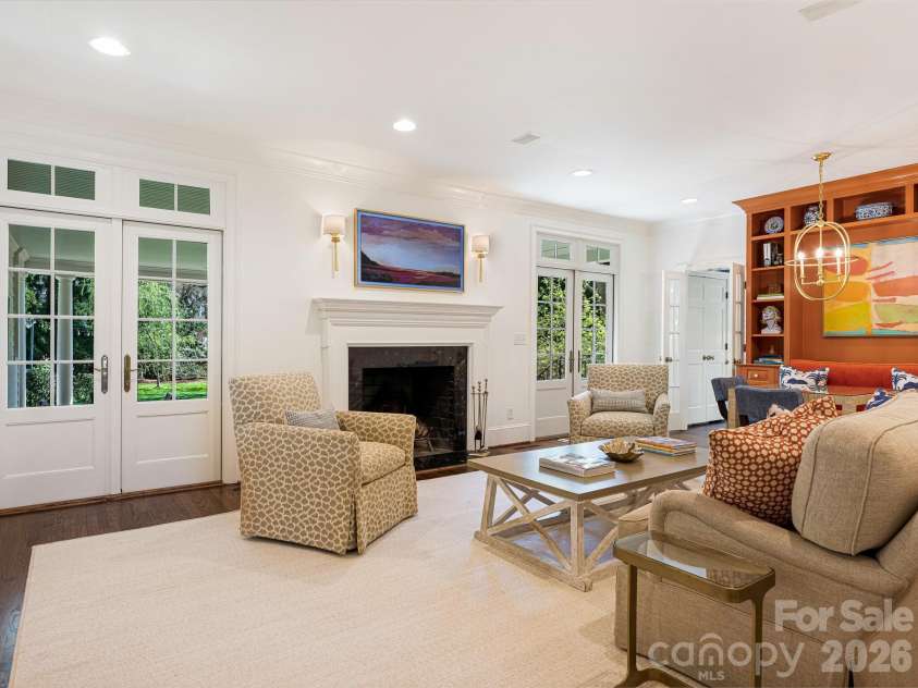 1413 Andover Road, Charlotte, NC 28211.  MLS# CAR4353850, YatesRealty ID 5317. Great Room 