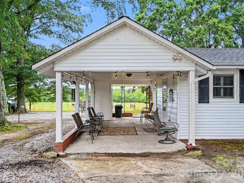 2291 Zion Road, Lancaster, SC 29720.  MLS# CAR4428376, YatesRealty ID 53173. 