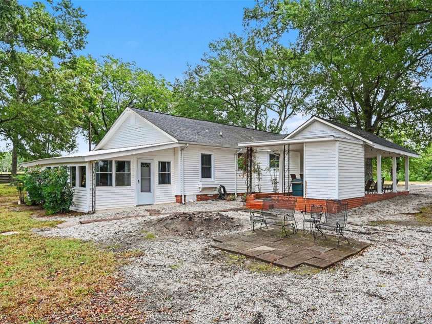 2291 Zion Road, Lancaster, SC 29720.  MLS# CAR4428376, YatesRealty ID 53173. 
