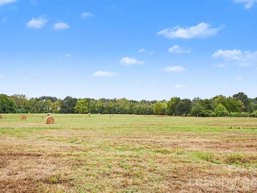 2291 Zion Road, Lancaster, SC 29720.  MLS# CAR4428376, YatesRealty ID 53173. 