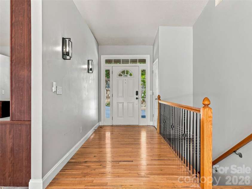57 mount royal Drive, Arden, NC 28704.  MLS# CAR4428524, YatesRealty ID 53180. 