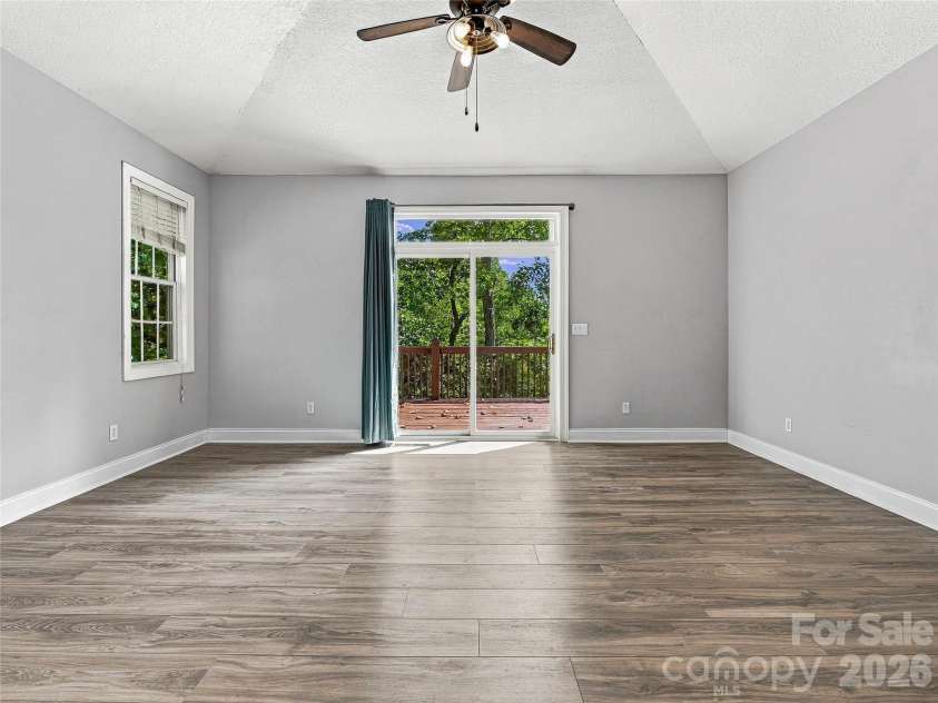 57 mount royal Drive, Arden, NC 28704.  MLS# CAR4428524, YatesRealty ID 53180. 