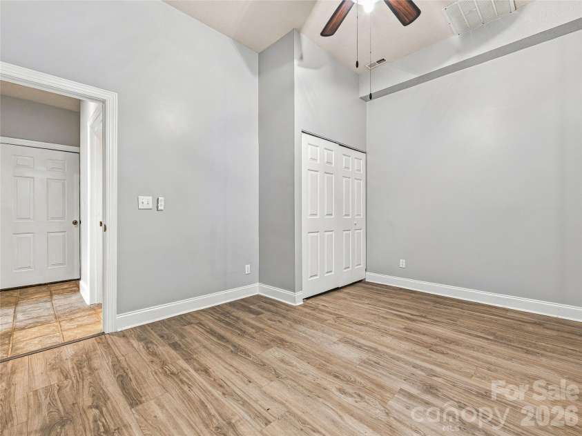 57 mount royal Drive, Arden, NC 28704.  MLS# CAR4428524, YatesRealty ID 53180. 
