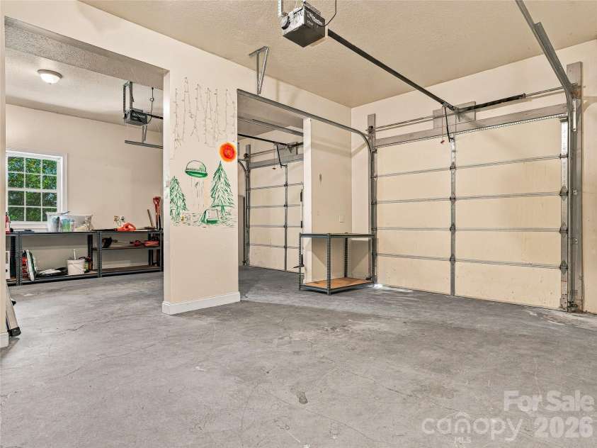 57 mount royal Drive, Arden, NC 28704.  MLS# CAR4428524, YatesRealty ID 53180. 