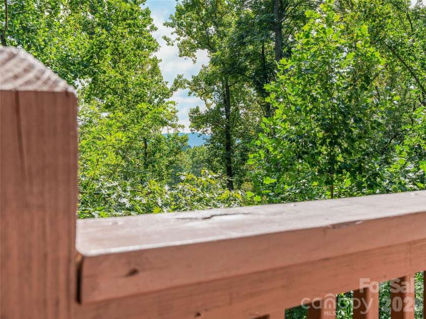 57 mount royal Drive, Arden, NC 28704.  MLS# CAR4428524, YatesRealty ID 53180. 