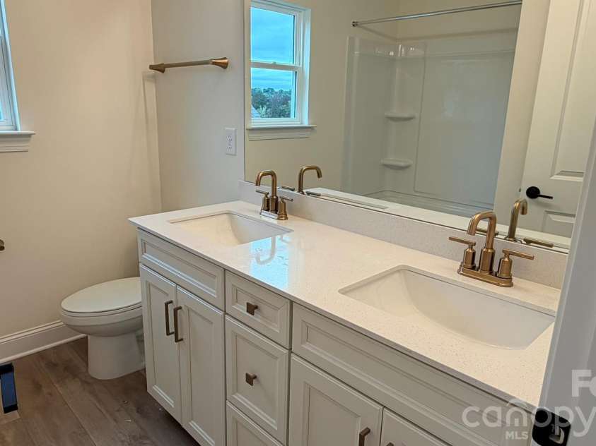 742 Clovis Street, Rock Hill, SC 29730.  MLS# CAR4415795, YatesRealty ID 53181. Bath