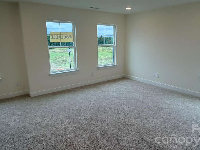 742 Clovis Street, Rock Hill, SC 29730.  MLS# CAR4415795, YatesRealty ID 53181. Loft