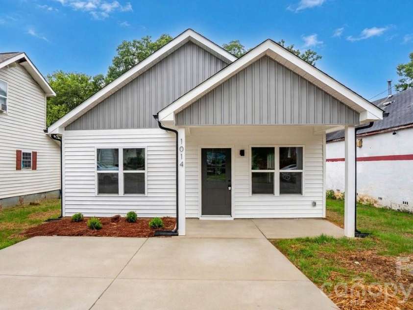 1014 Horah Street, Salisbury, NC 28144.  MLS# CAR4427539, YatesRealty ID 53183. 